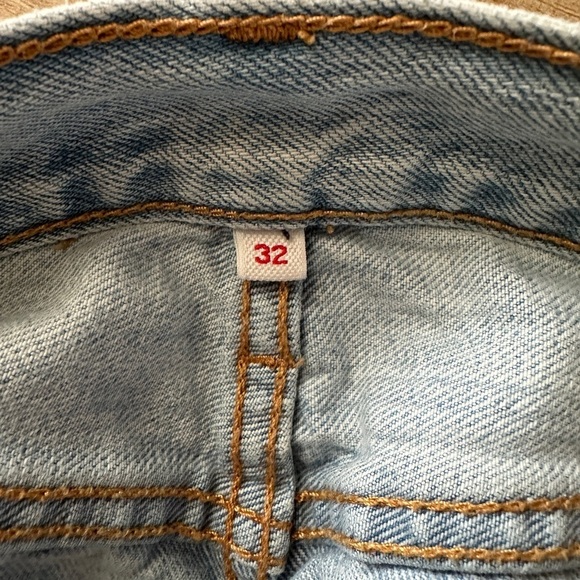 Levi’s Denim Mini Skirt - Picture 9 of 9